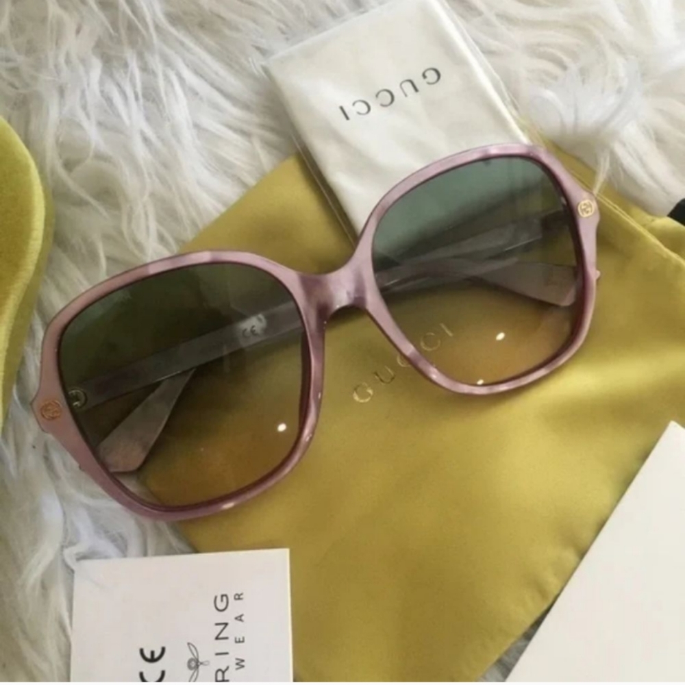 New Gucci Oversized Purple Cream Sunglasses